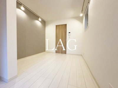 【居間・リビング】 | Ｋｌｏｓｔｅｒｇａｒｄｅｎ | 洋室のお部屋です。