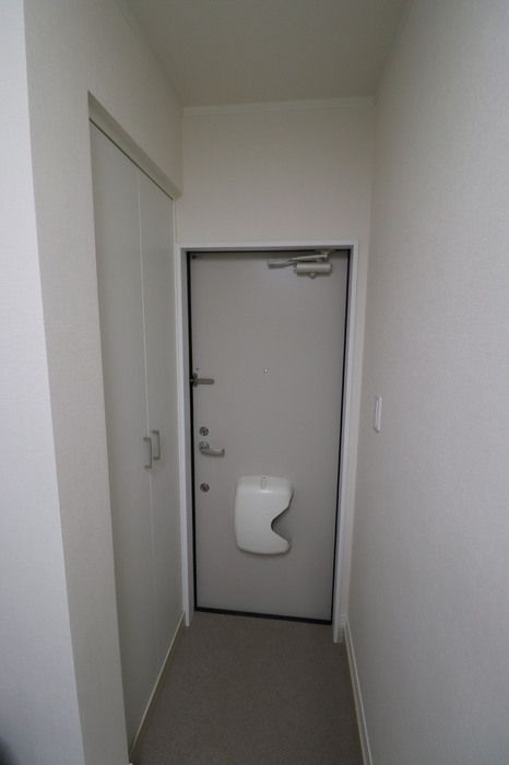 アクシア高屋敷　Ⅳの玄関