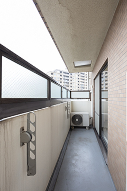 ステラア浜田山のバルコニー|※写真は同タイプ住戸です。