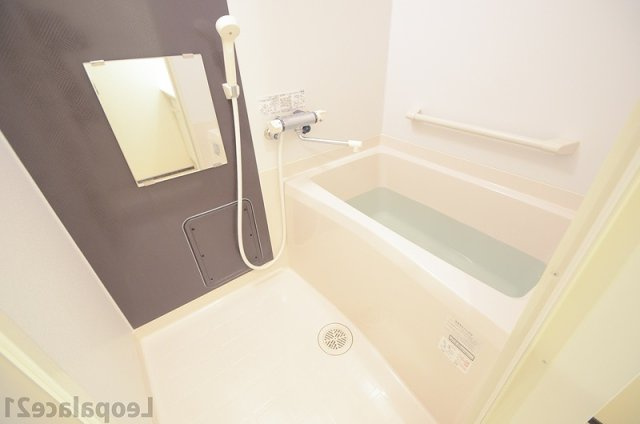 クレイノグラシアの浴室|日々の疲れを癒すお風呂付です