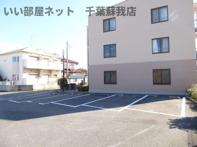 アイランドの駐車場|駐車スペースもあります