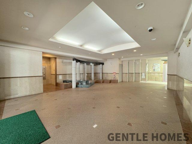 アンピール板付南のエントランス