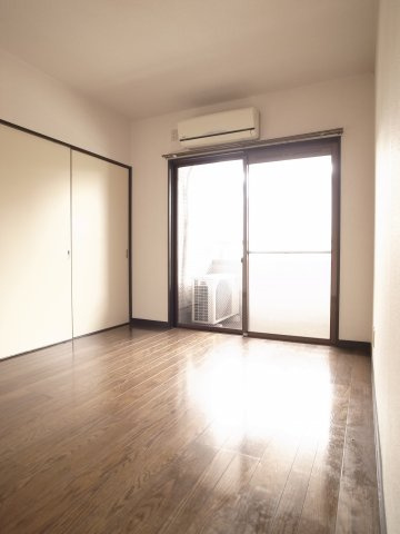【寝室】 | フィールドハウス末広　弐番館 | お部屋造りが楽しみなお部屋がココに♪　※イメージ画像