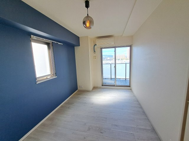 パークナード潮芦屋の寝室