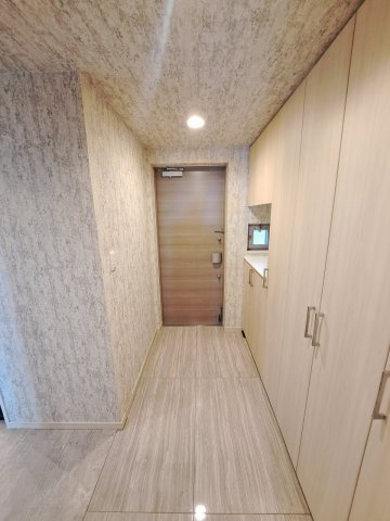 パークナード潮芦屋の玄関