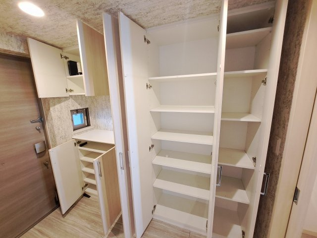パークナード潮芦屋の収納