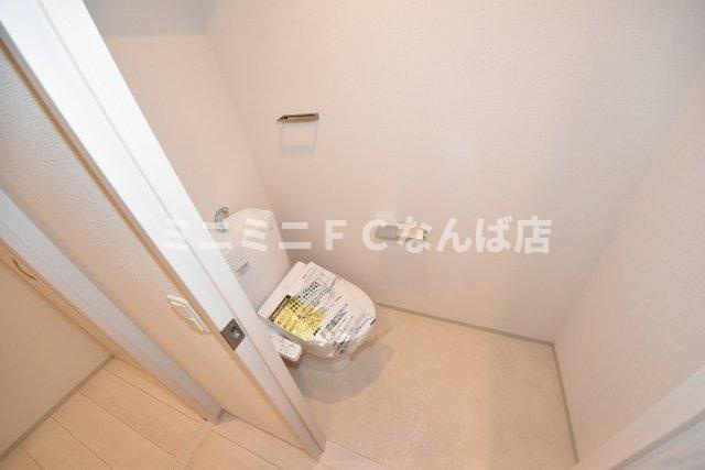 esteOeste難波元町のトイレ