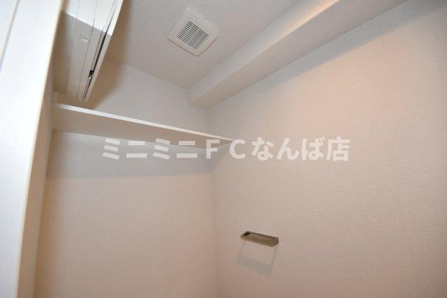 esteOeste難波元町