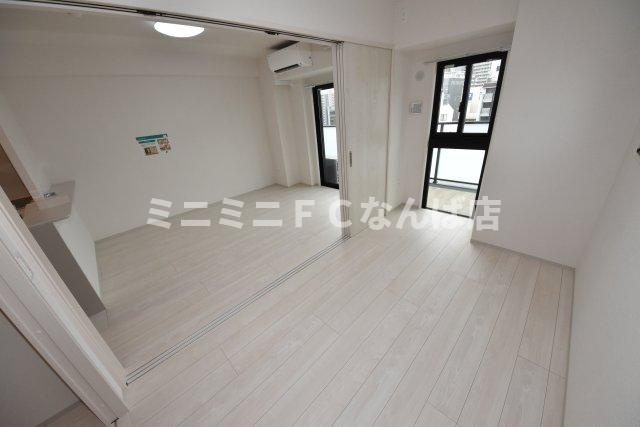 esteOeste難波元町の寝室