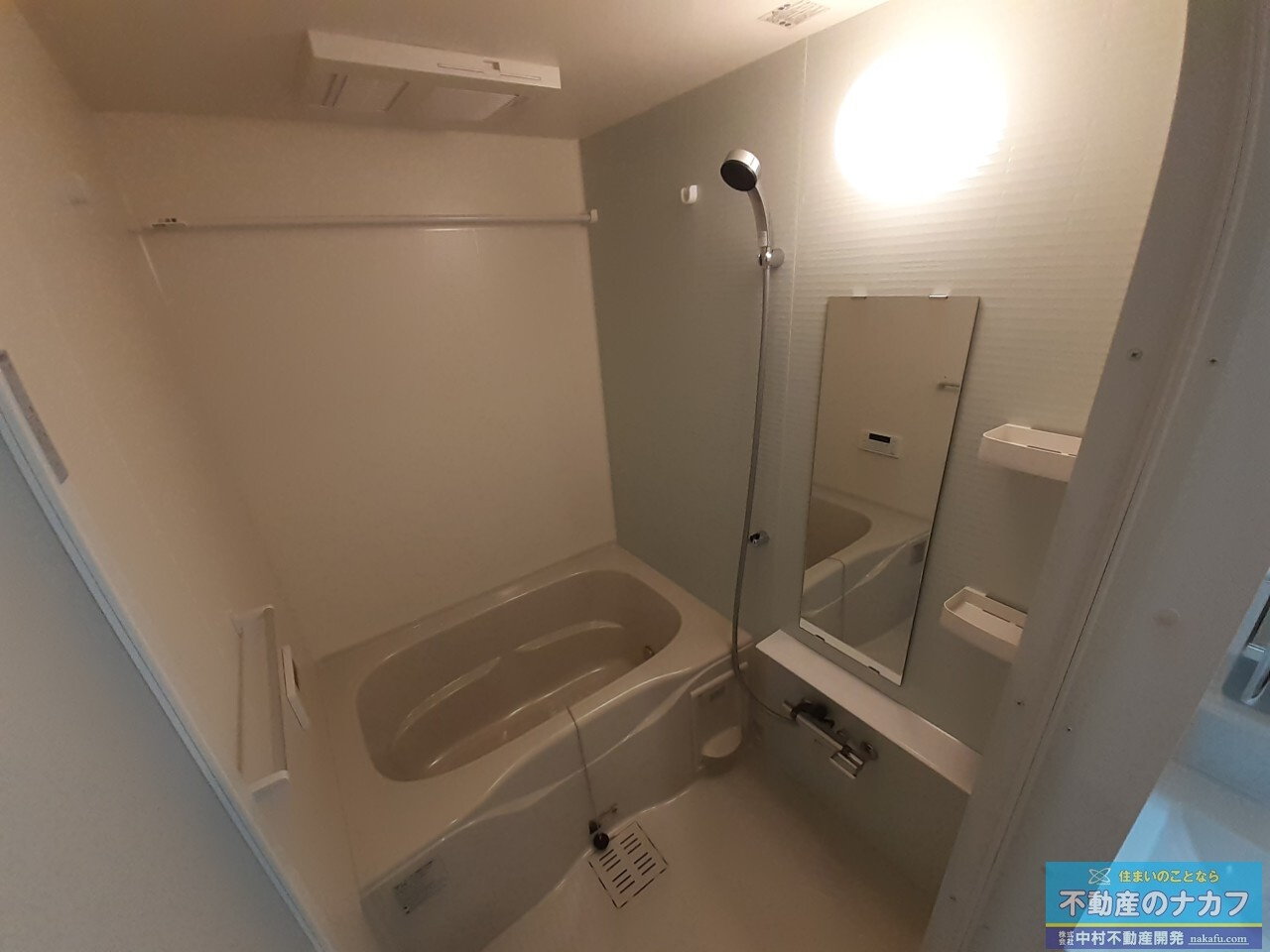 シャンボール南高江の浴室|※同タイプの部屋写真です
