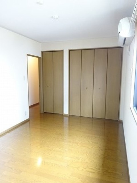 ルミエールⅠの洋室|個人の部屋や寝室として使える洋室です