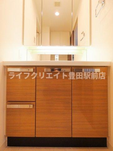 エクセレントスクエア高幡不動の独立洗面台