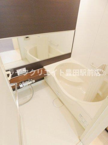 エクセレントスクエア高幡不動の浴室