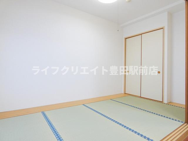 エクセレントスクエア高幡不動の和室