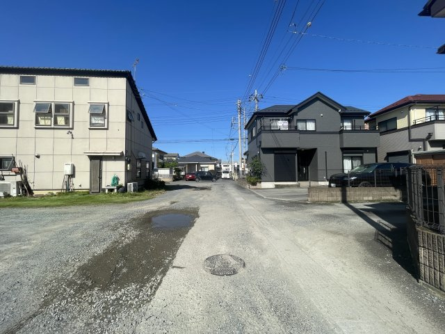 高崎市飯塚町売土地　1号地の前面道路含む現地写真