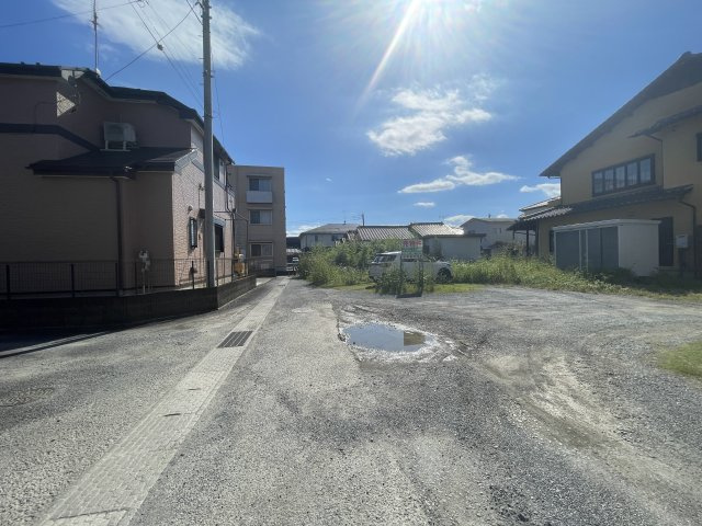 高崎市飯塚町売土地　1号地の前面道路含む現地写真