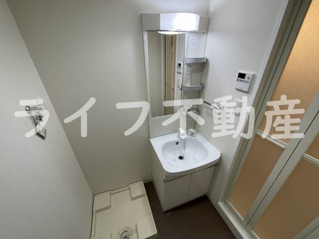 サムティ大阪GRAND EAST（S-RESIDENCE深江橋EASTⅠ）の独立洗面台|使いやすい独立洗面台です