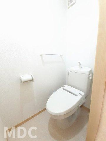 徳島市蔵本町３丁目のアパートのトイレ