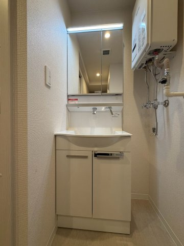 ダイアパレス菊水の独立洗面台