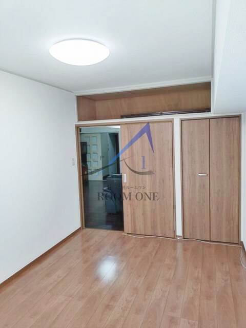 グランドール根岸の居間・リビング|洋室のお部屋です。