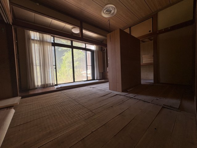 浜河内の和室