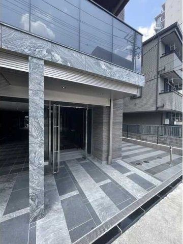 ＭＡＸＩＶ北千住ＤＵＥのエントランス