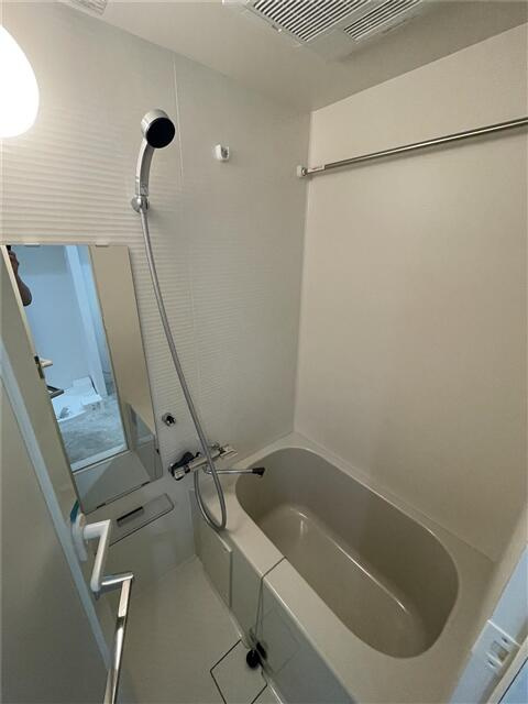 ＭＡＸＩＶ北千住ＤＵＥの浴室