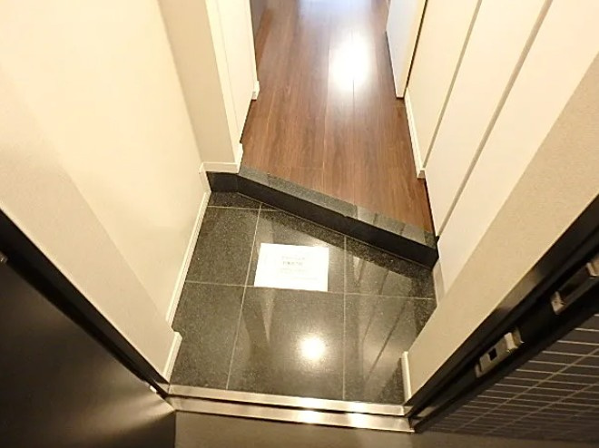 N-Stage板橋本町アジールコートの玄関