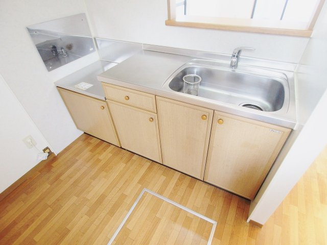 安芸郡府中町柳ケ丘のタウンのキッチン
