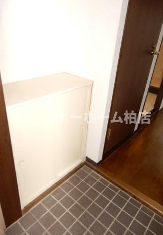 仲介手数料50％半額キャンペーン物件の玄関|シューズボックスがあります