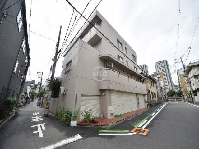 メゾンド社納　五条小学校区のロビー|メゾンド社納　ロビー