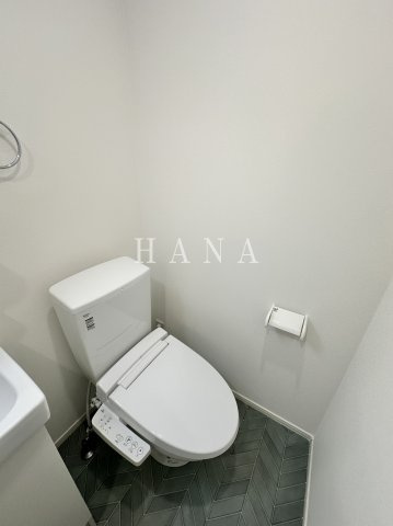 ガーデンズリリーのトイレ|落ち着いた色調のトイレです