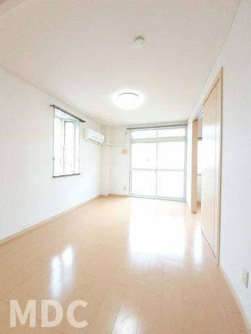 シャルマン北島　Ａの居間・リビング