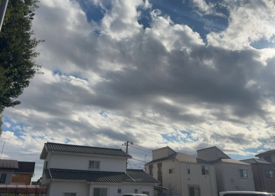 【展望】 | 上溝中古戸建 | 眺望を気にして物件を探す場合、前面に建物が建っていないか現地で確認しましょう！前面に建物があると景色はもちろん、日当たりや風通しにも影響が出てきます。住んだ時のことを想像しながら現地見学をしましょう。
