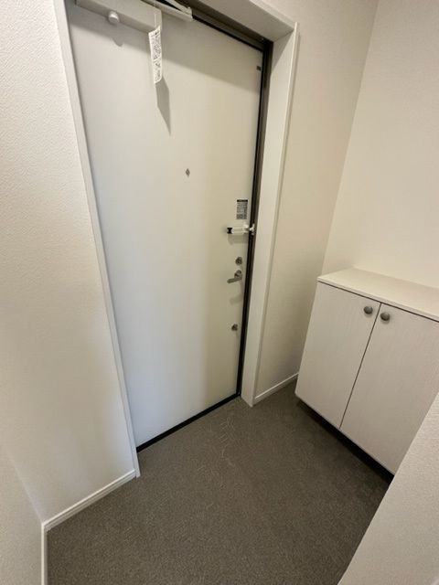 Glam南流山の玄関