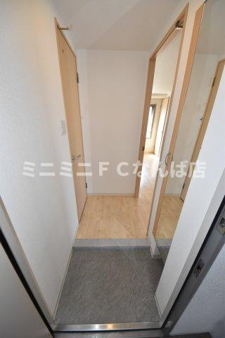 アプライズ西長堀の玄関