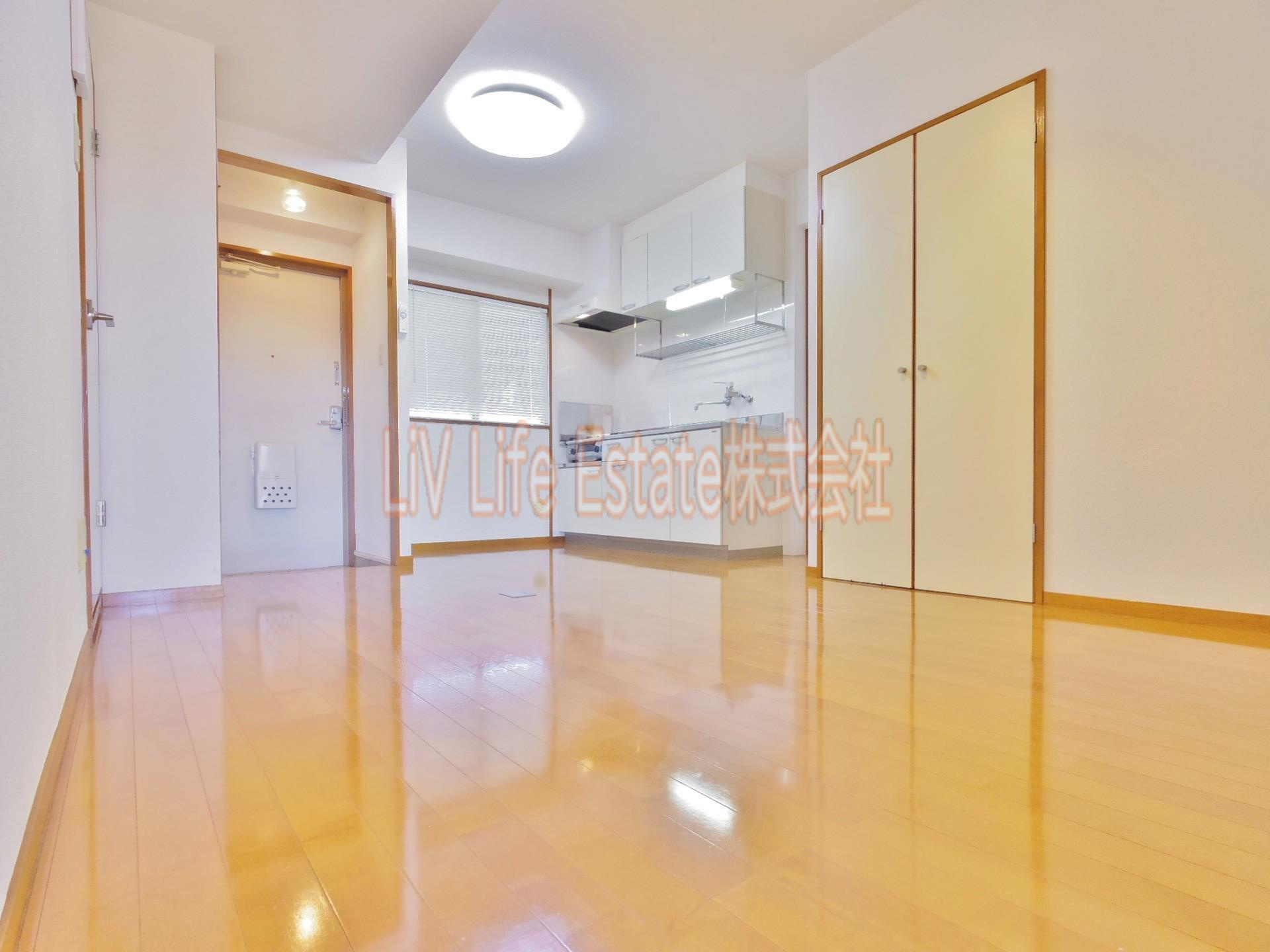 小平市小川東町５丁目の賃貸マンションの居間・リビング