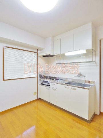 小平市小川東町５丁目の賃貸マンションのキッチン