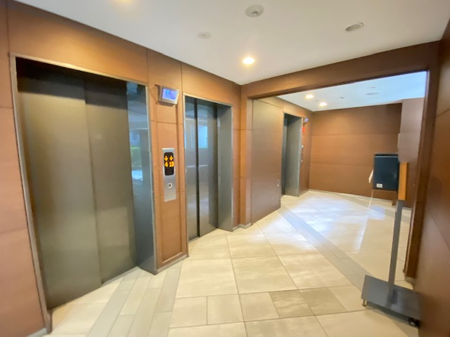 エレベーターホール