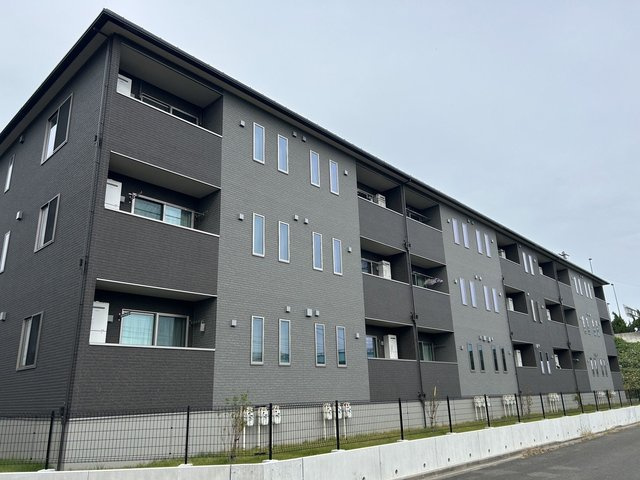 ウィンズイーストの外観