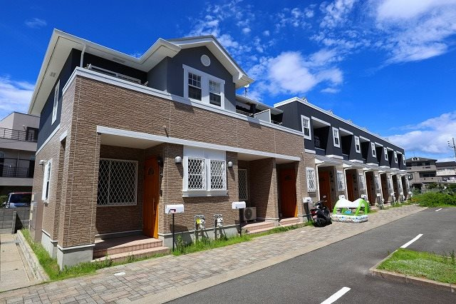 寝屋川市高柳６丁目のアパート