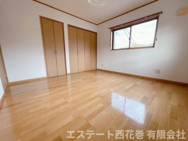 梅原貸家の寝室