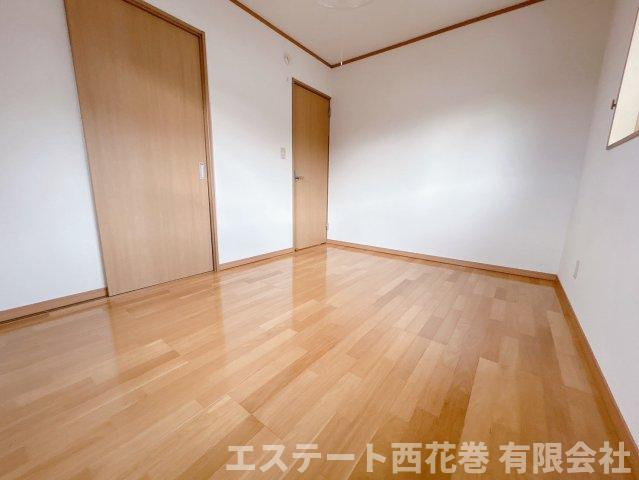 梅原貸家の寝室