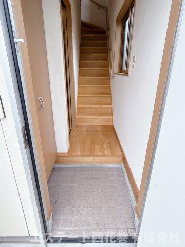 梅原貸家の玄関
