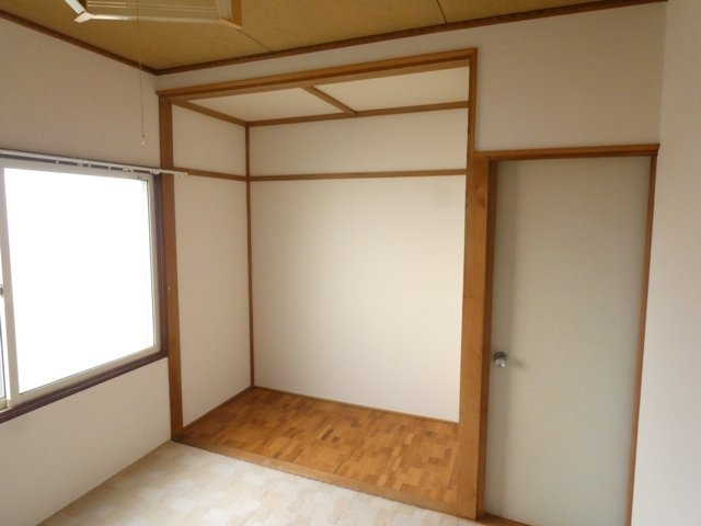 辺見ハイツの和室