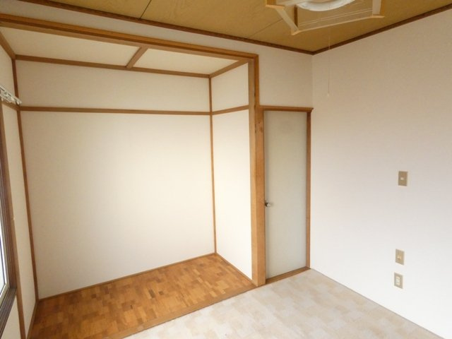 辺見ハイツの内装