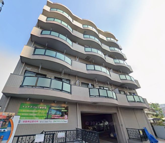 足立区西新井栄町２丁目の賃貸マンションの外観
