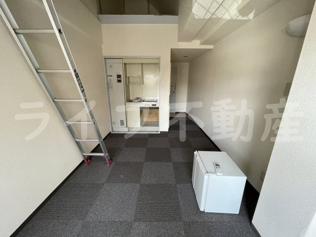 サウスワンの居間・リビング|こちらの居間で趣味の時間をお楽しみください