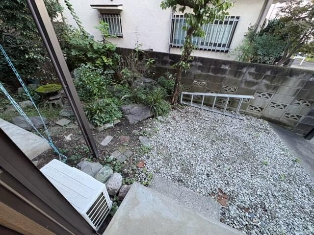 【庭】 | 金子様アパート