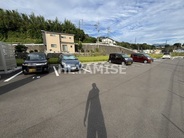 I BASE AINO Ⅱの駐車場